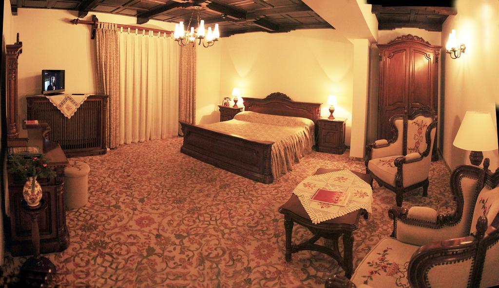 Hotel Medieval 알바루리아 외부 사진